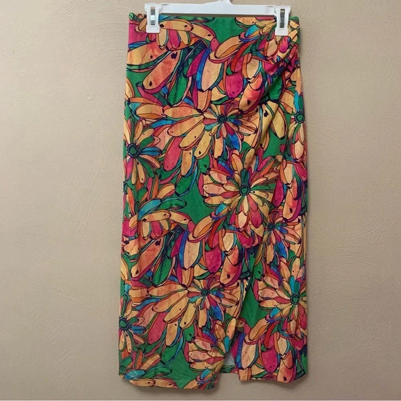 FARM Rio Getaway Faux Wrap Midi Skirt Size Small - Picture 3 of 13